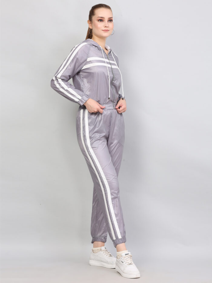 Greys Women's Tracksuits / Women's Sportswear Sets